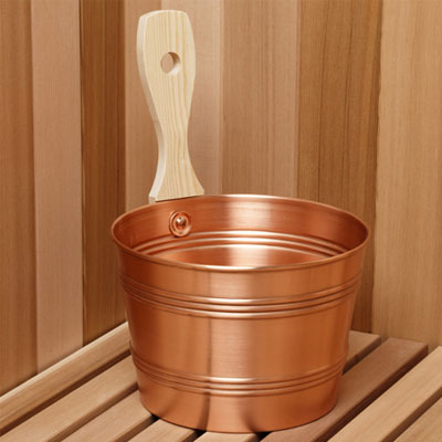 Copper bucket with pine handle (1 gal.)